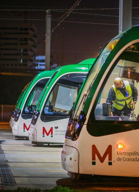 Imagen - Cocheras del metropolitano de Granada. Ramón L. Pérez