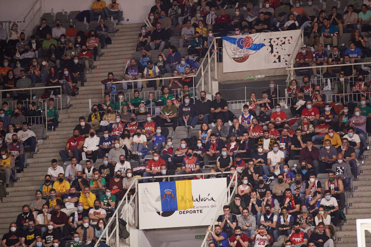 ¿Has estado viendo in situ el gran clásico del basket en Granada? Aquí puedes verte en tu localidad