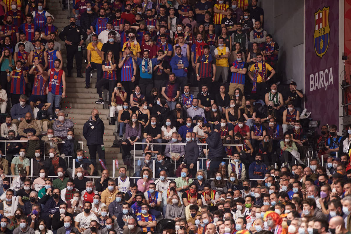 ¿Has estado viendo in situ el gran clásico del basket en Granada? Aquí puedes verte en tu localidad