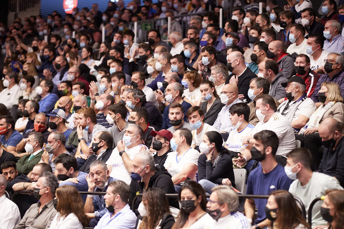 ¿Has estado viendo in situ el gran clásico del basket en Granada? Aquí puedes verte en tu localidad