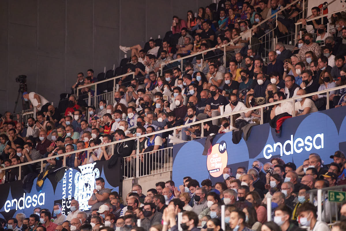 ¿Has estado viendo in situ el gran clásico del basket en Granada? Aquí puedes verte en tu localidad