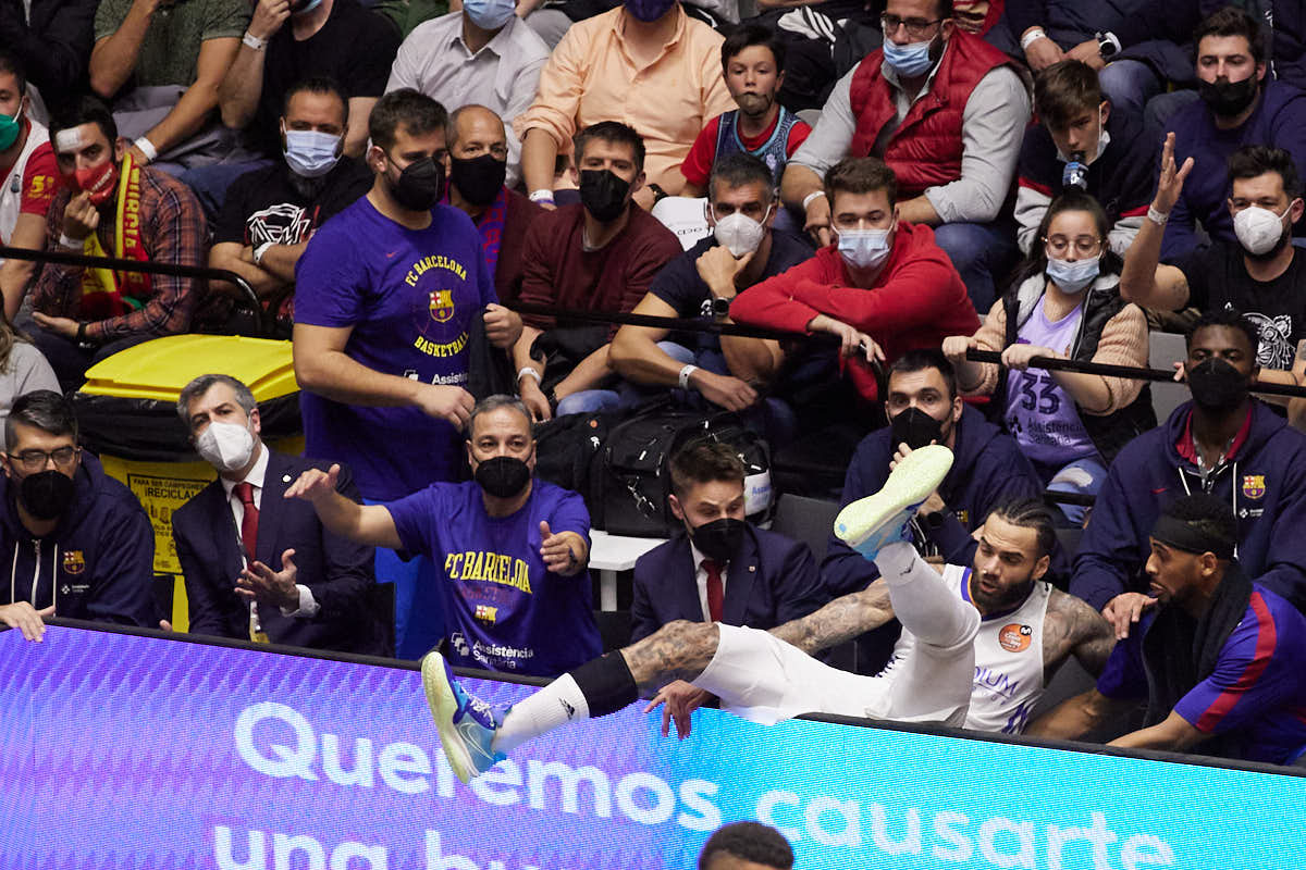 Las mejores imágenes del partido celebrado en el Palacio de los Deportes de Granada