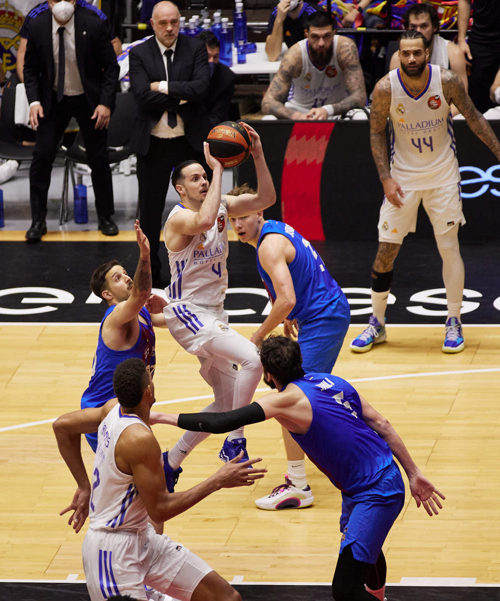 Las mejores imágenes del partido celebrado en el Palacio de los Deportes de Granada