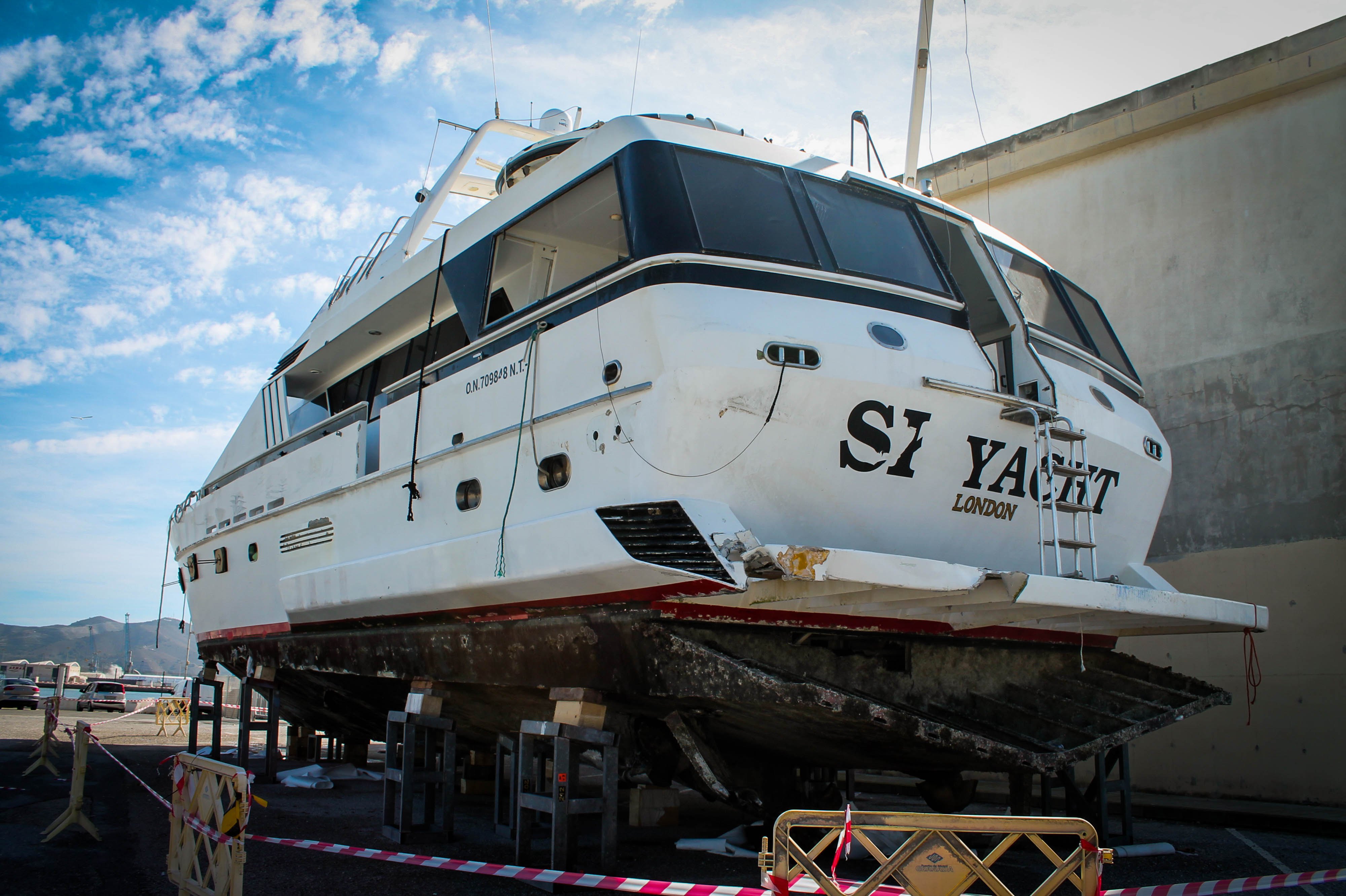 Las entrañas del yate de Carchuna