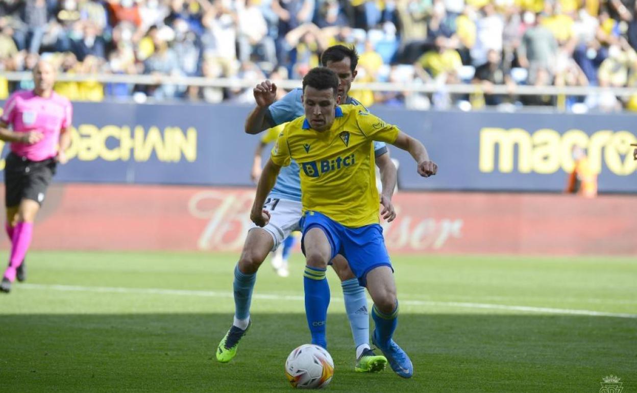 Idrissi, desequilibrio y frescura para este nuevo Cádiz de Sergio. 