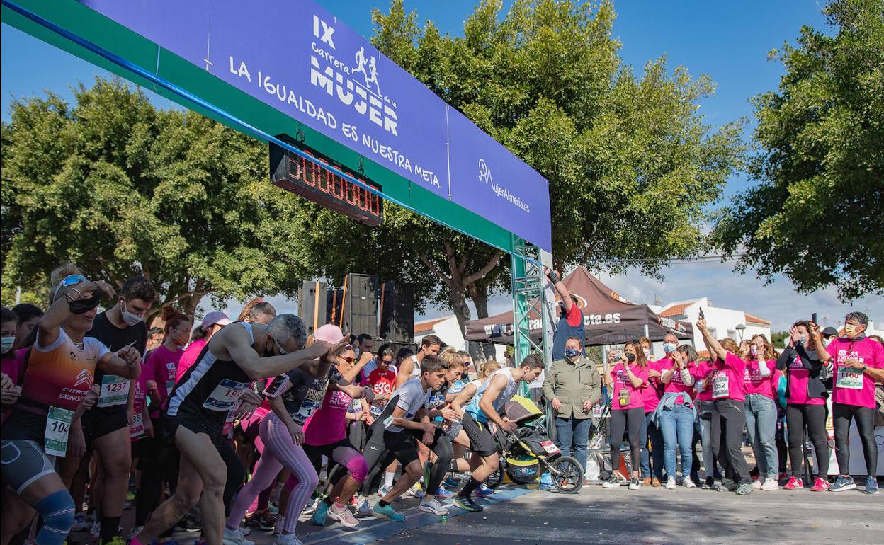 Representantes institucionales dieron la salida a la prueba, que reunió a 1.300 participantes