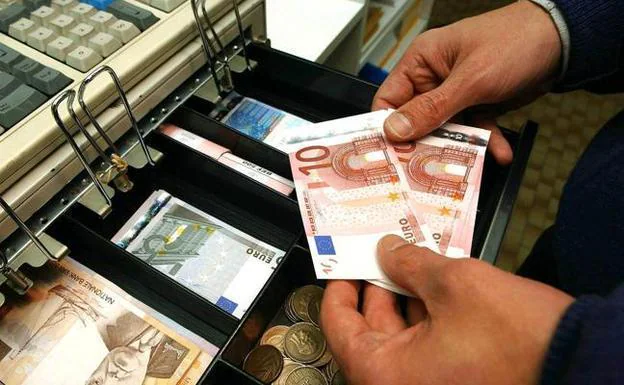 Cómo vigila Hacienda los ingresos en efectivo con la ayuda del Banco de España