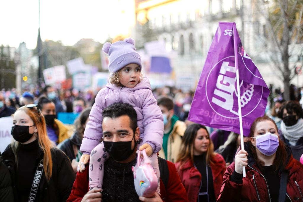 Fotos: El 8M vuelve a las calles de Granada