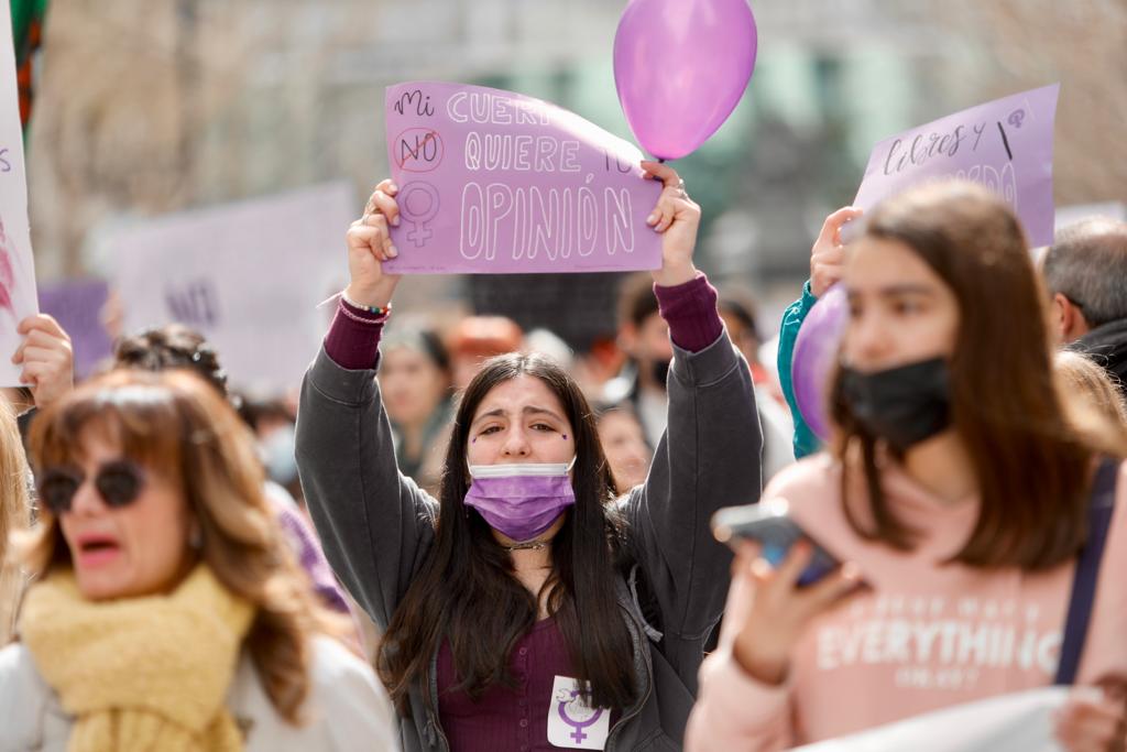 Fotos: El 8M vuelve a las calles de Granada