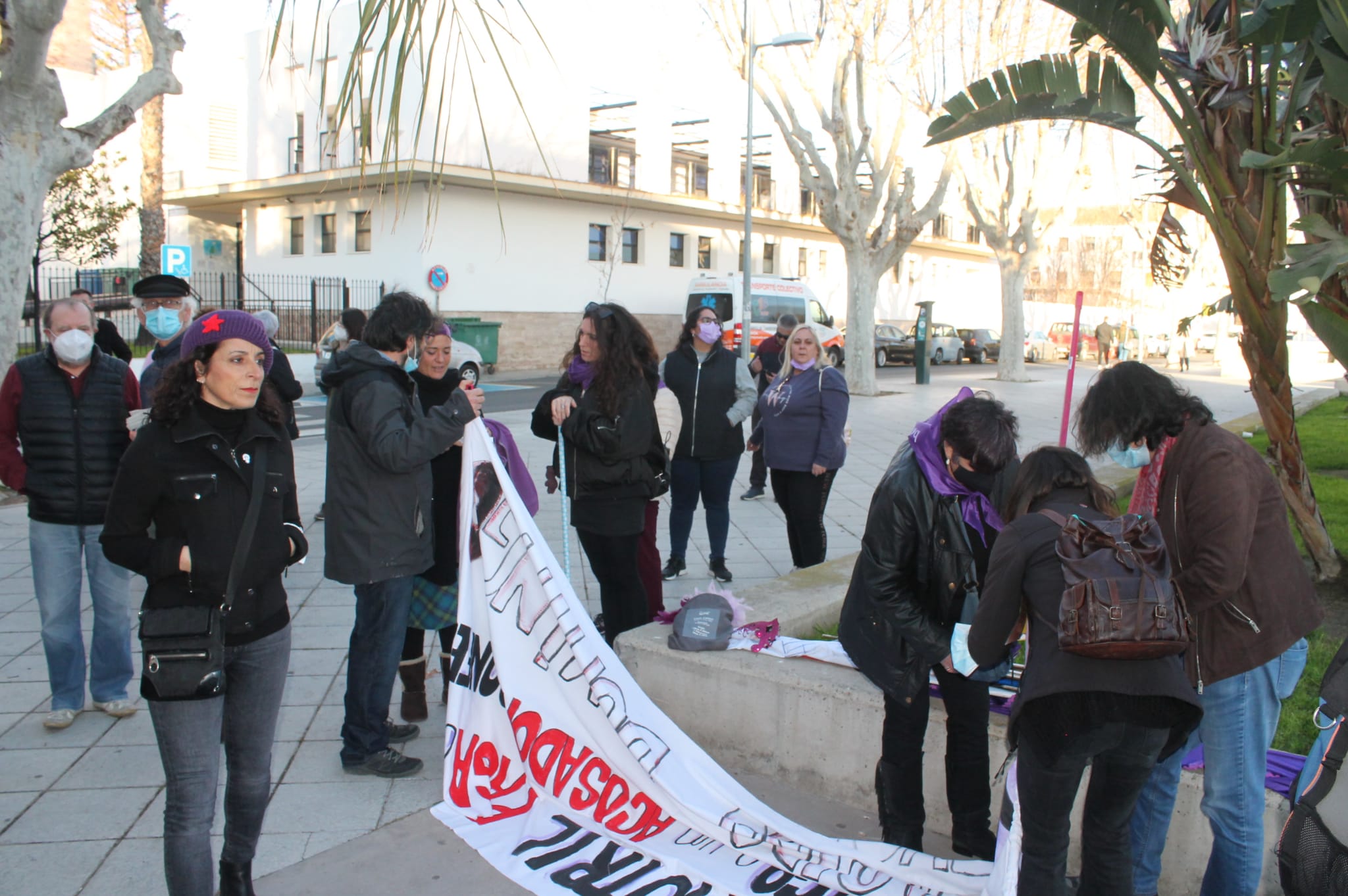 Fotos: El feminismo se echa a la calle en Motril