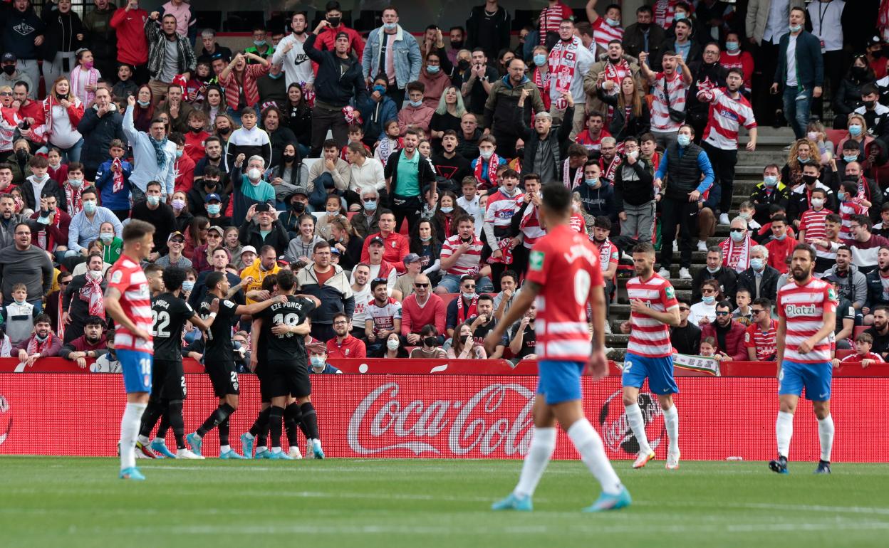 El Granada llega a los diez partidos sin ganar y se acerca al mal dato de 1970