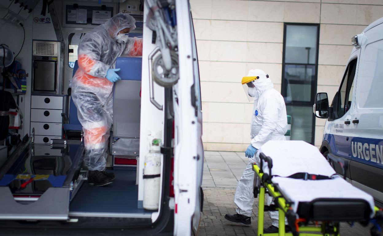 Imagen de archivo de una ambulancia.