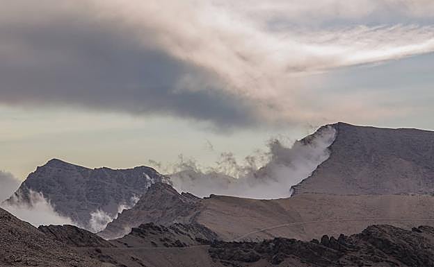 Nubes en el Mulhacén. 