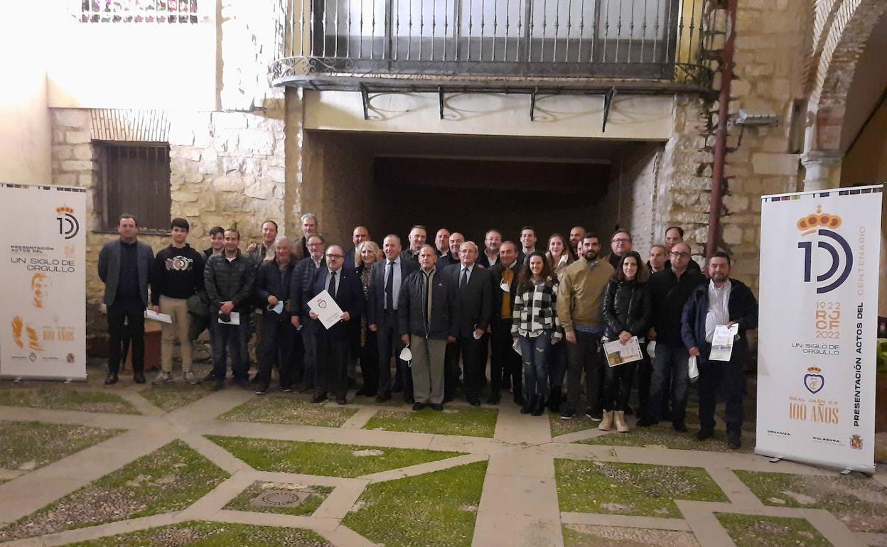 Integrantes de los colectivos que participarán en el ciclo de actividades previstas por el centenario.