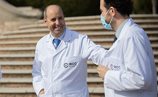 El doctor Javier Cortés.