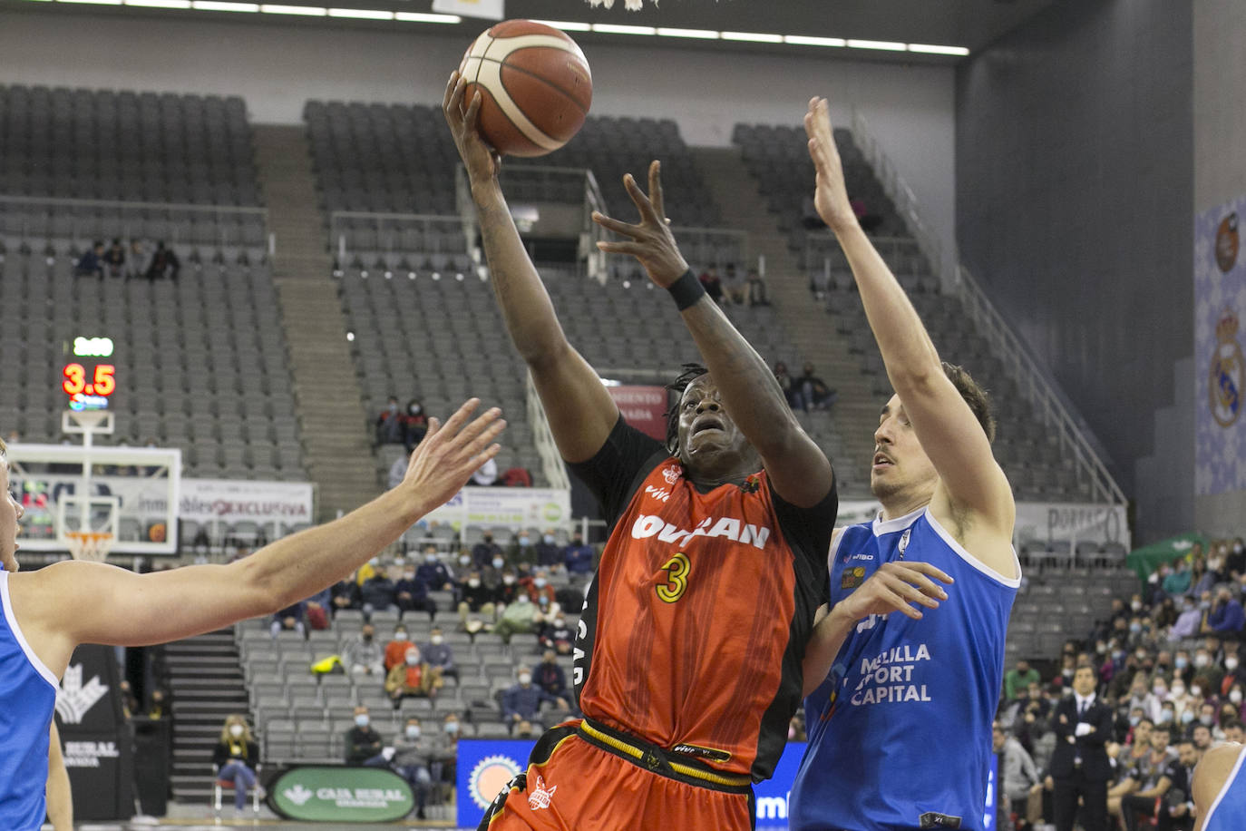 Fotos: Las mejores imágenes del Covirán-Melilla