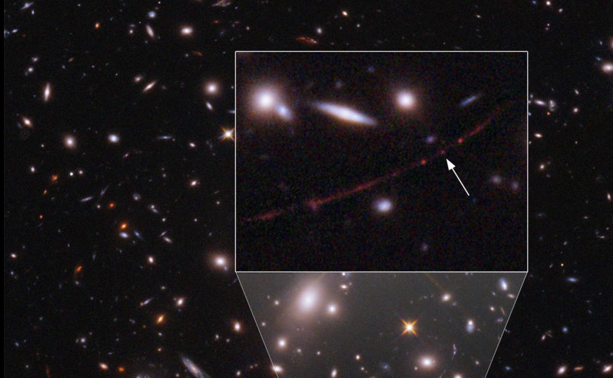 Imagen del telescopio espacial Hubble que muestra Earendel, la estrella más lejana descubierta.. 