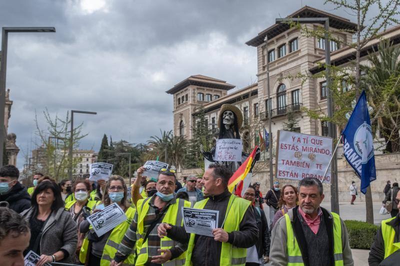 Manifestación de los transportitas este pasado martes 29 en el centro de Granada. 