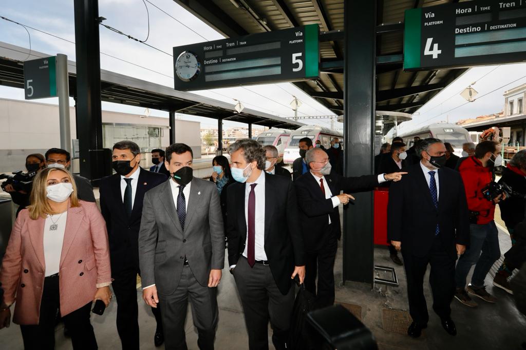 Conexión directa entre Granada y Málaga desde este lunes