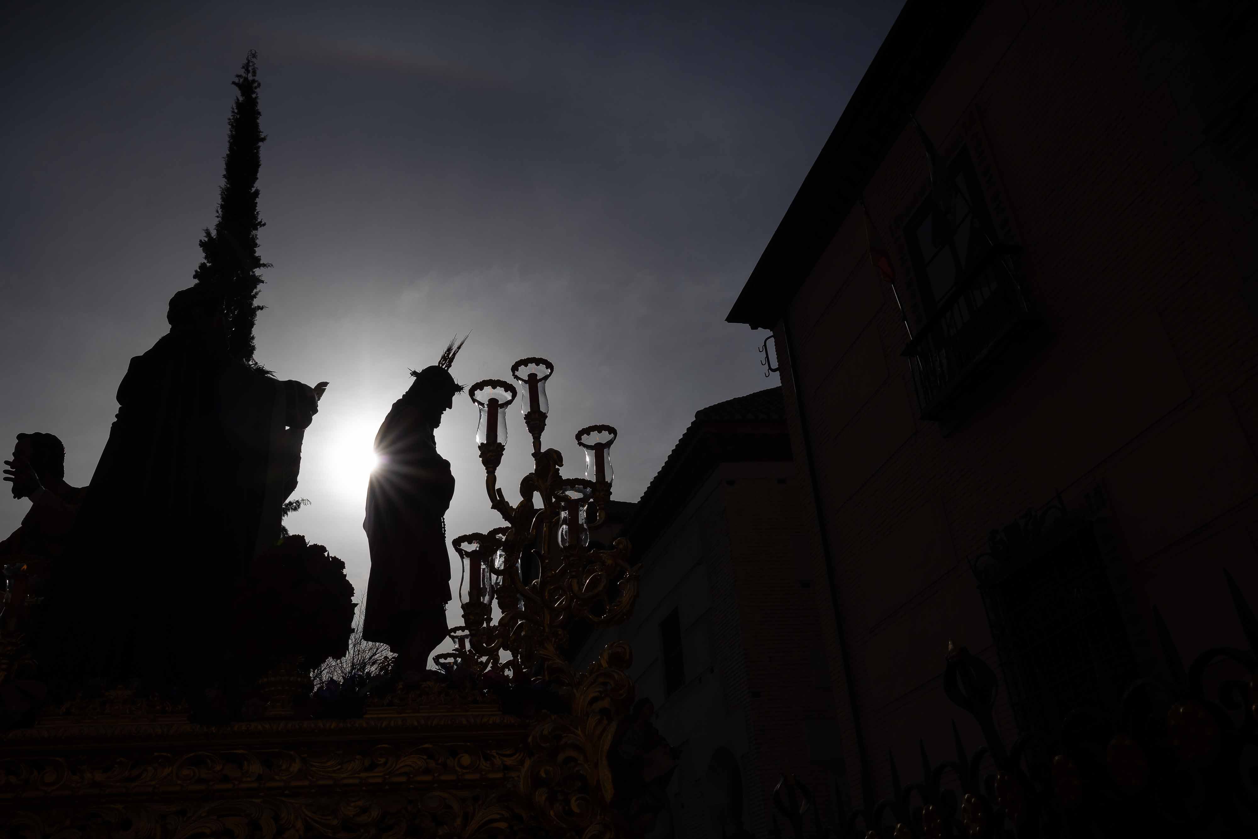 Las imágenes de las Maravillas a los pies de la Alhambra