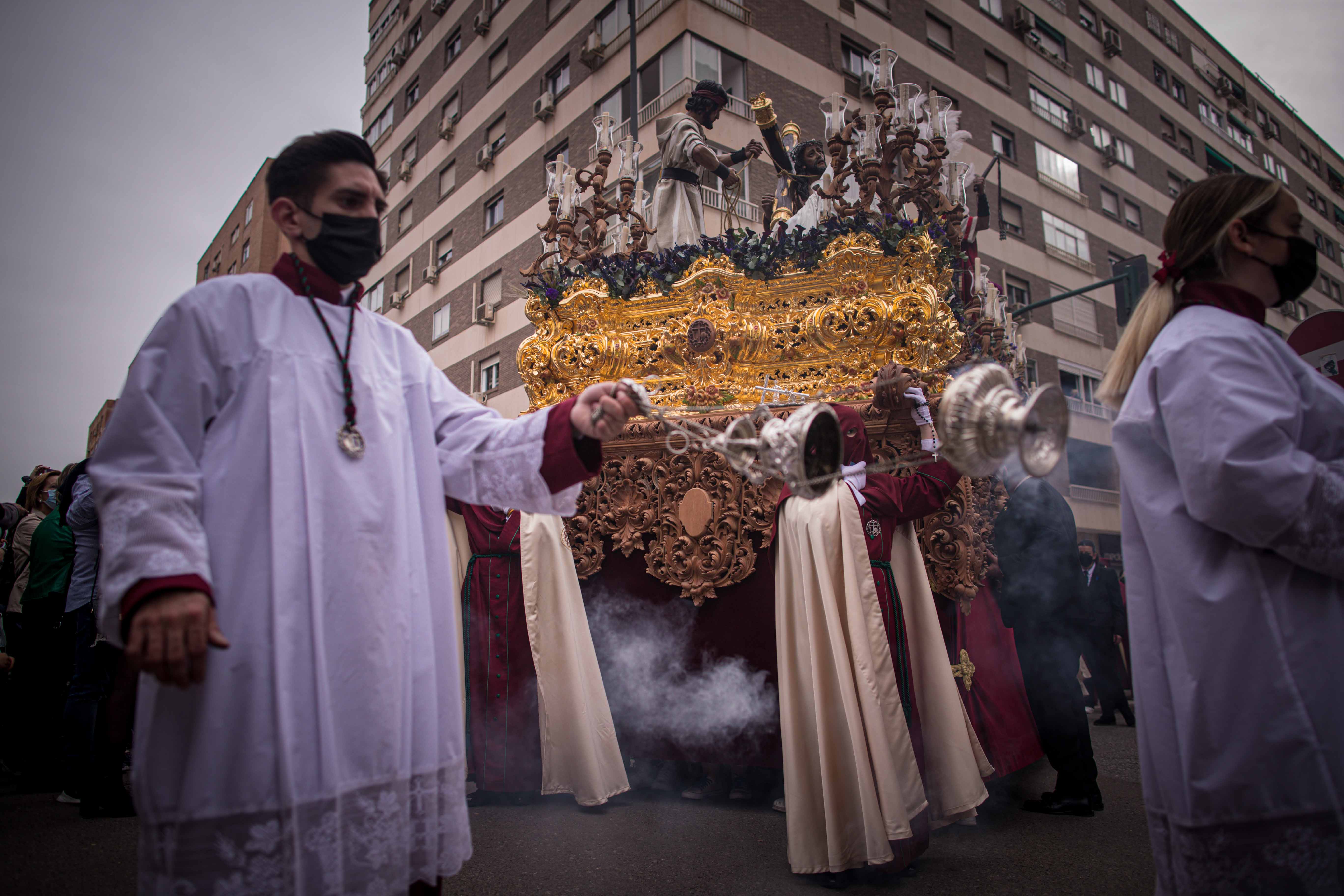 La zaidinera ha sido la primera hermandad en hacer su estación de penitencia este Lunes Santo