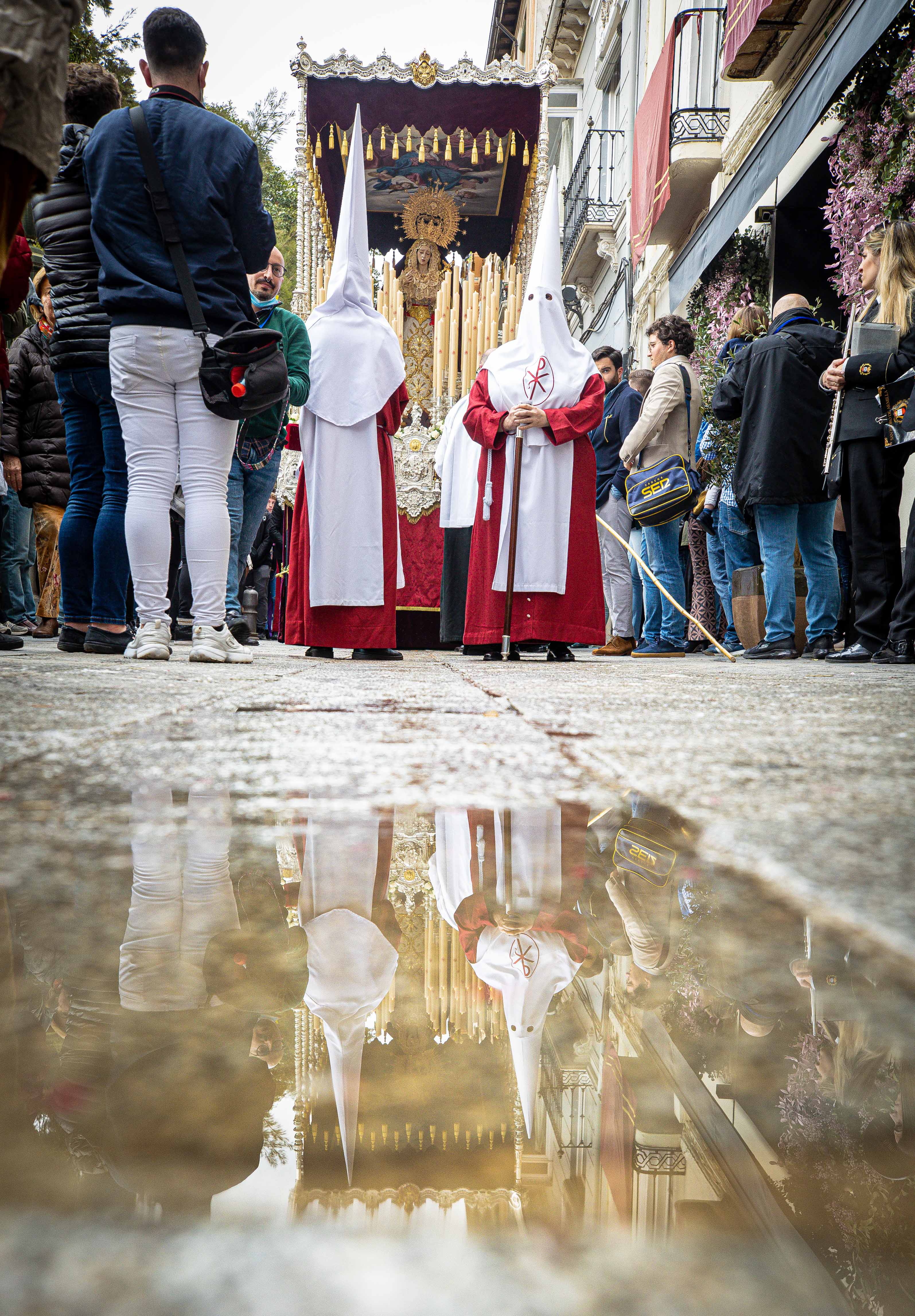 Las mejores imágenes del cortejo que acompaña al Cristo de la Meditación y Nuestra Señora de Los Remedios