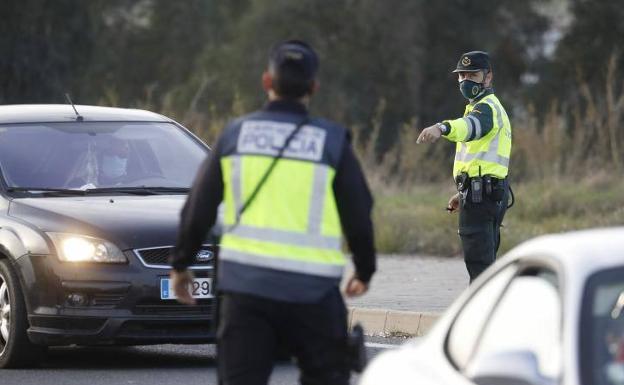 Casi el 80% de los conductores en España utilizan gafas o lentillas