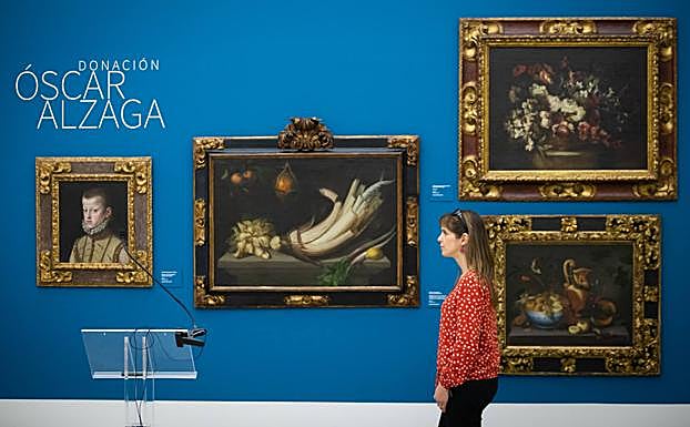 Exposición de los cuadros donados por Alzaga. 