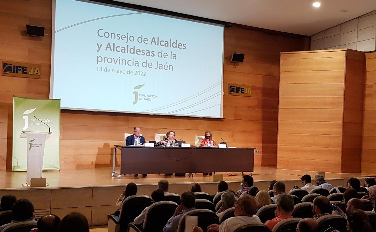 Encuentro mantenido en Ifeja con alcaldes de la provincia de Jaén. 