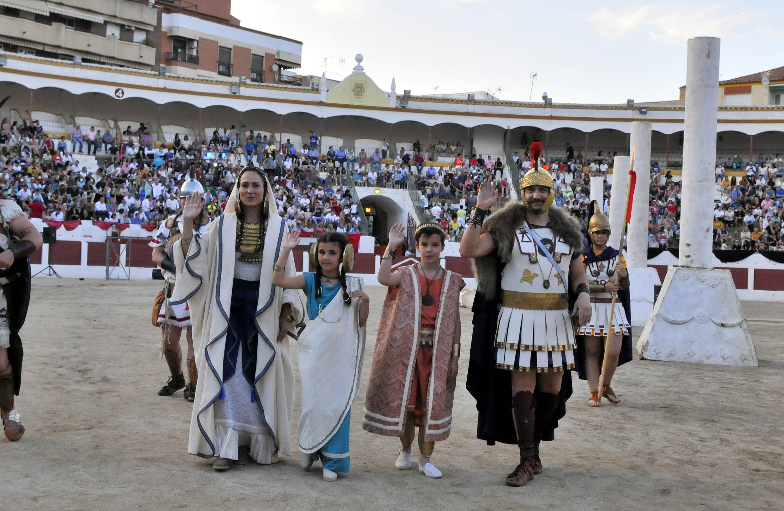 Linares lo pasa en grande con sus fiestas romanas.