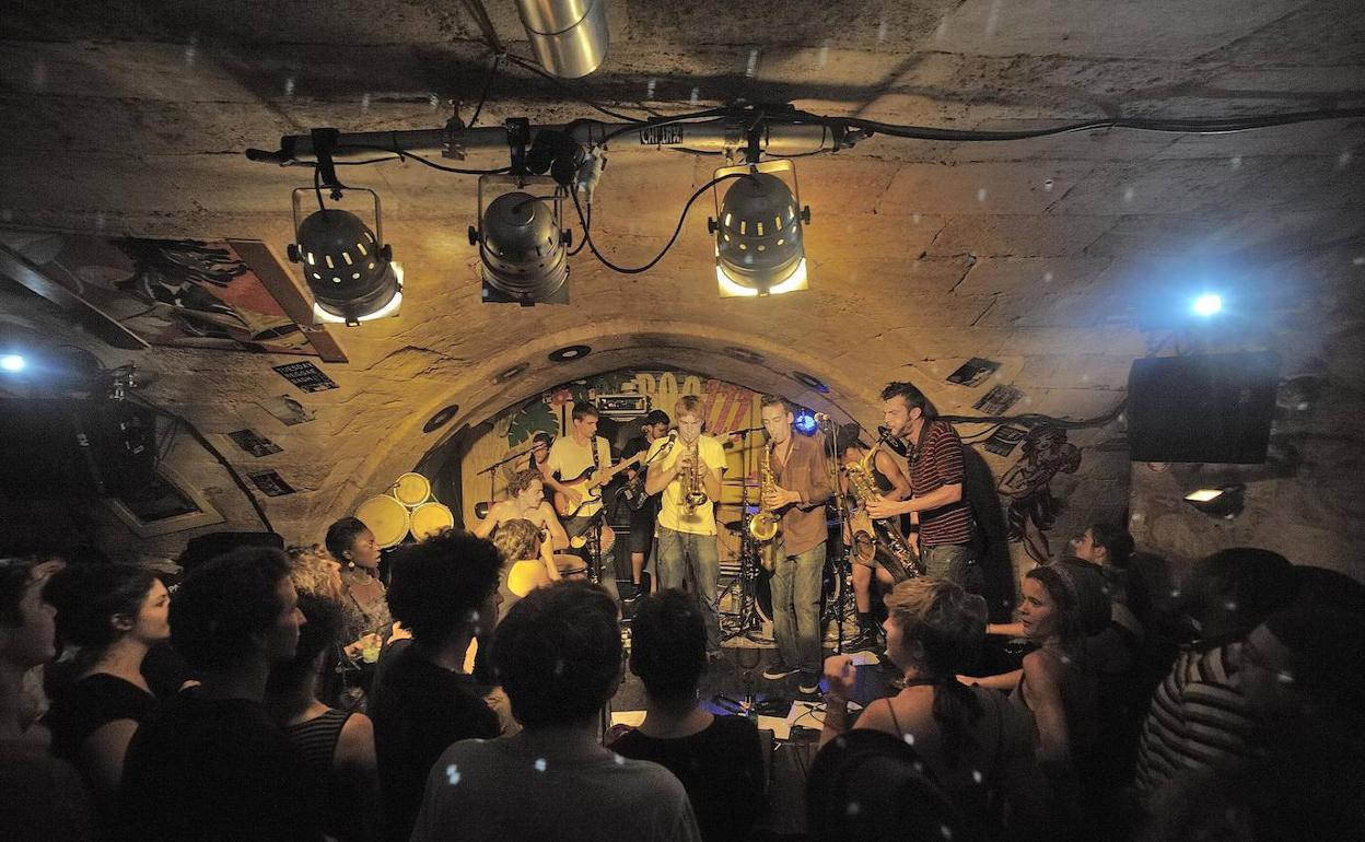 Los franceses Afro Social Club también estarán en Torres el 29 y 30 de julio.