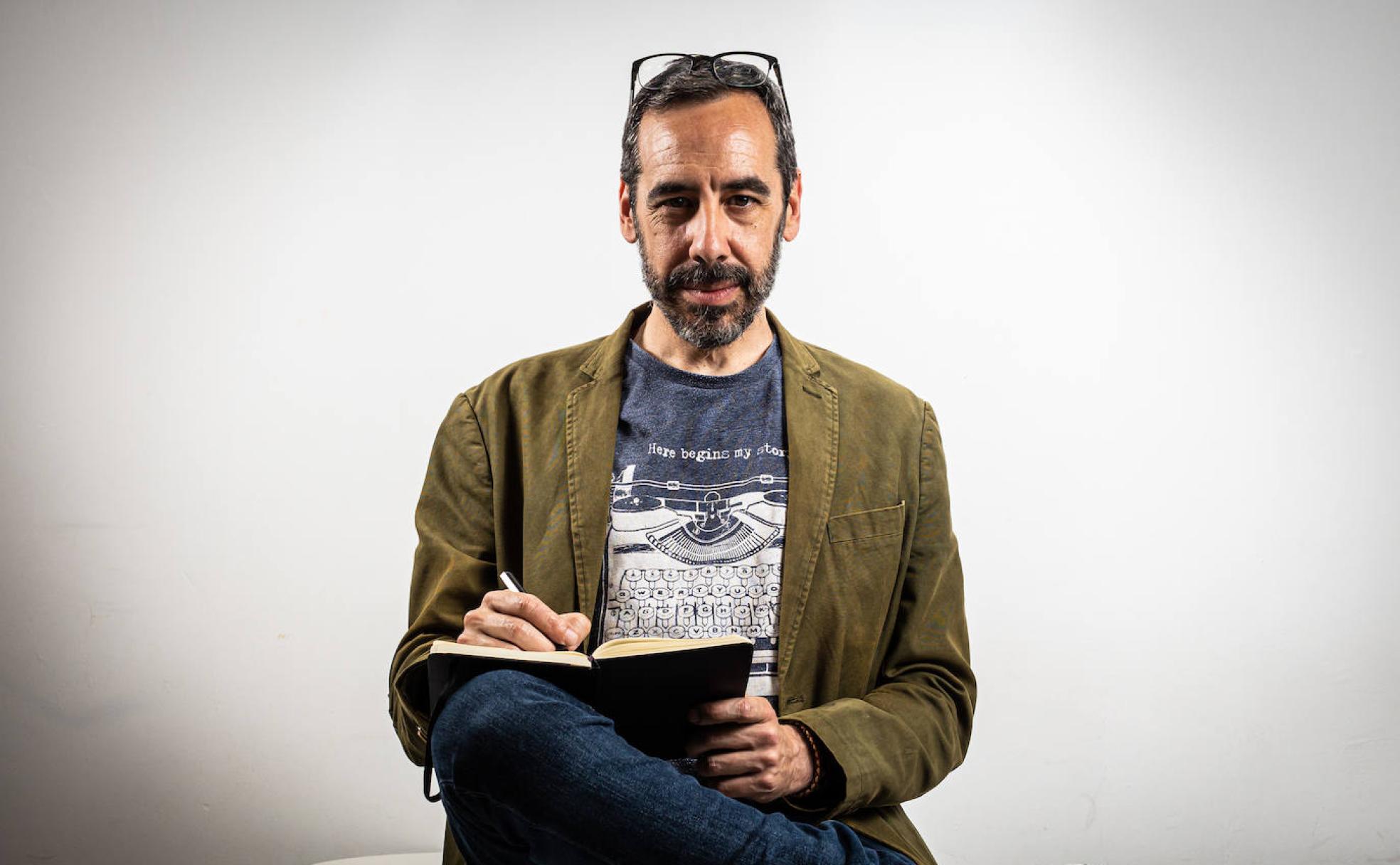 El escritor Carlos Bassas del Rey. 