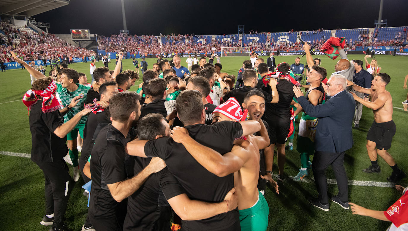 El partido del Almería en Butarque, a pie de campo