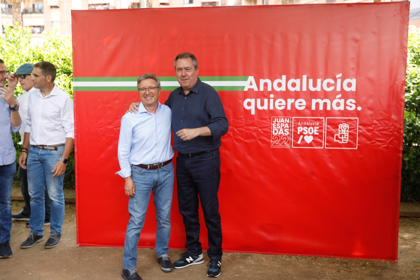 Más de 80 imágenes de los ediles socialistas de la provincia con el candidato del partido a la presidencia de la Junta