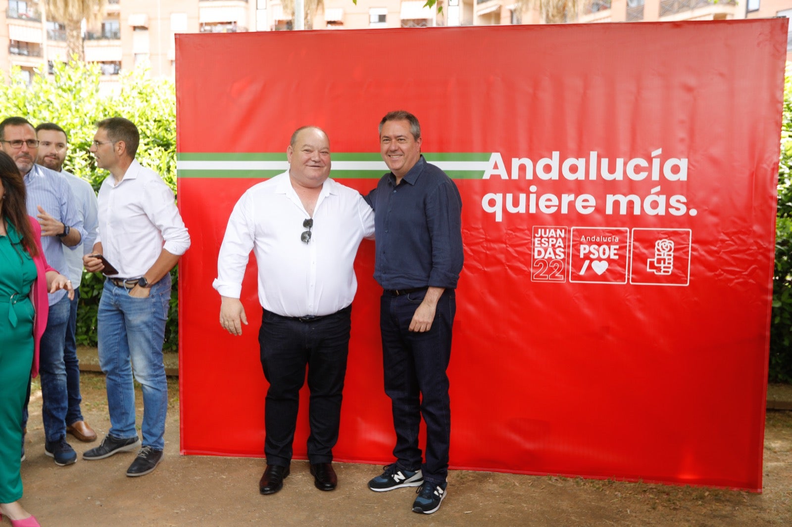 Más de 80 imágenes de los ediles socialistas de la provincia con el candidato del partido a la presidencia de la Junta