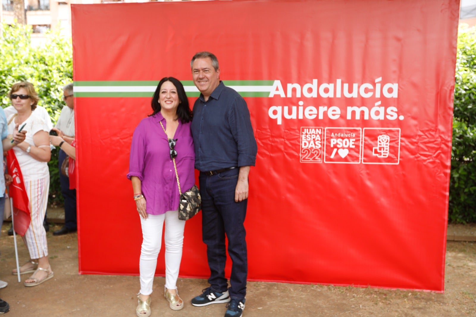 Más de 80 imágenes de los ediles socialistas de la provincia con el candidato del partido a la presidencia de la Junta