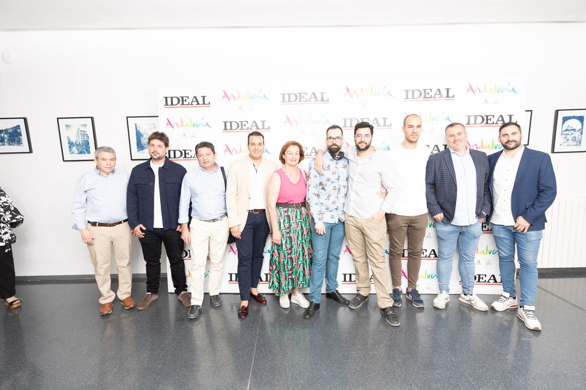 Se ha reconocido a lo mejor del sector granadino en cinco categorías: Mejor Hotel, Mejor Cocinero, Mejor Alojamiento Rural, Mejor Taberna y Mejor Restaurante