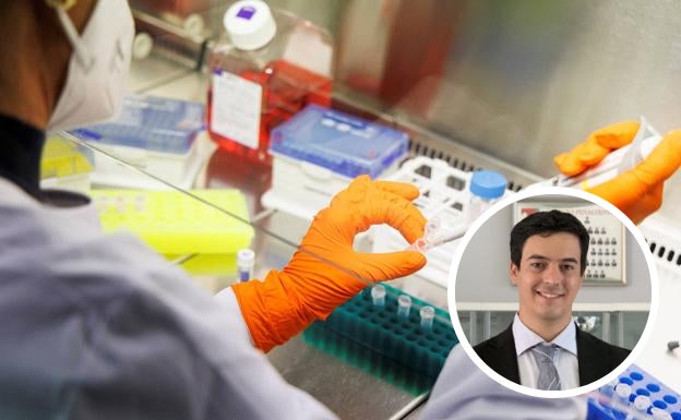 Javier Cantón es doctor en Virología y profesor de Biotecnología de Coronavirus,