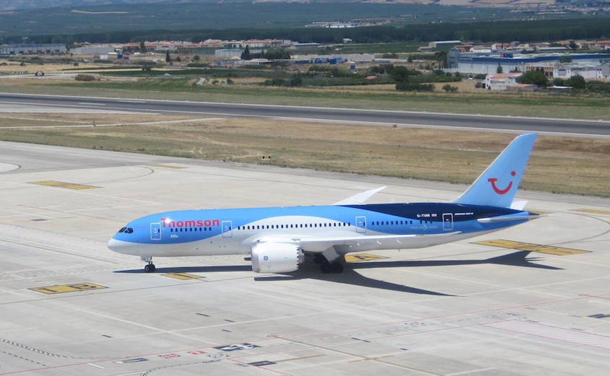 Un avión en Granada.