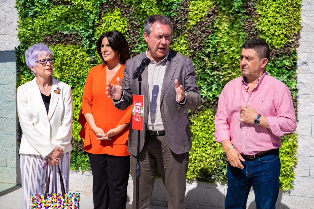 Elena Víboras, Ángeles Férriz, Juan Espadas y Francisco Reyes. 