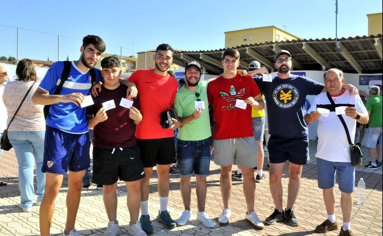 600 aficionados azulillos ya tienen su entrada y se han completado en tiempo récord los seis autobuses gratuitos. 