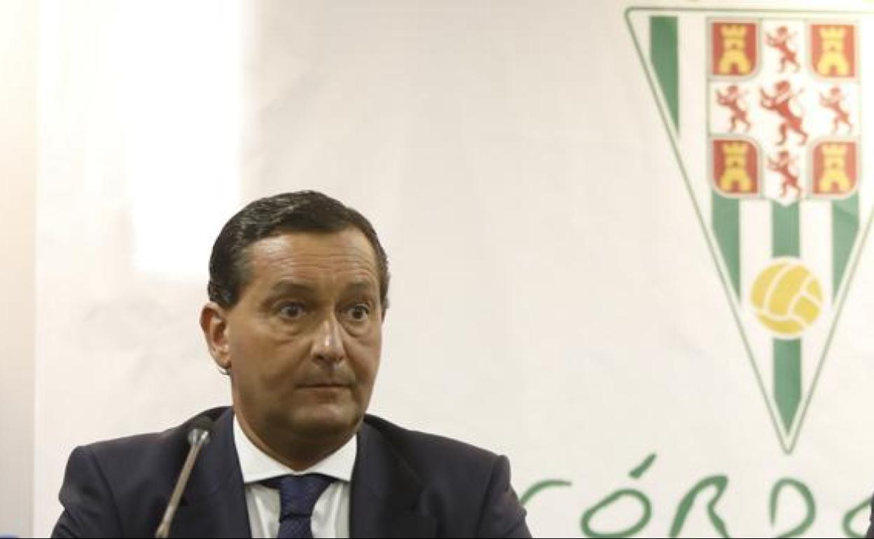 El nuevo director general del Granada tiene abierta una propuesta de