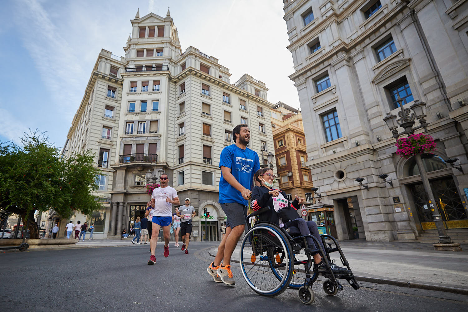 La XIII edición deja casi seis kilómetros de solidaridad en beneficio de la AECC