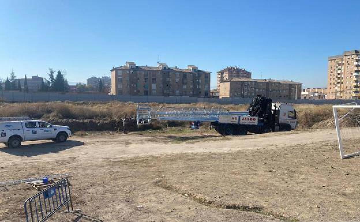 Solar en el interior de la Ciudad Deportiva del Granada. 