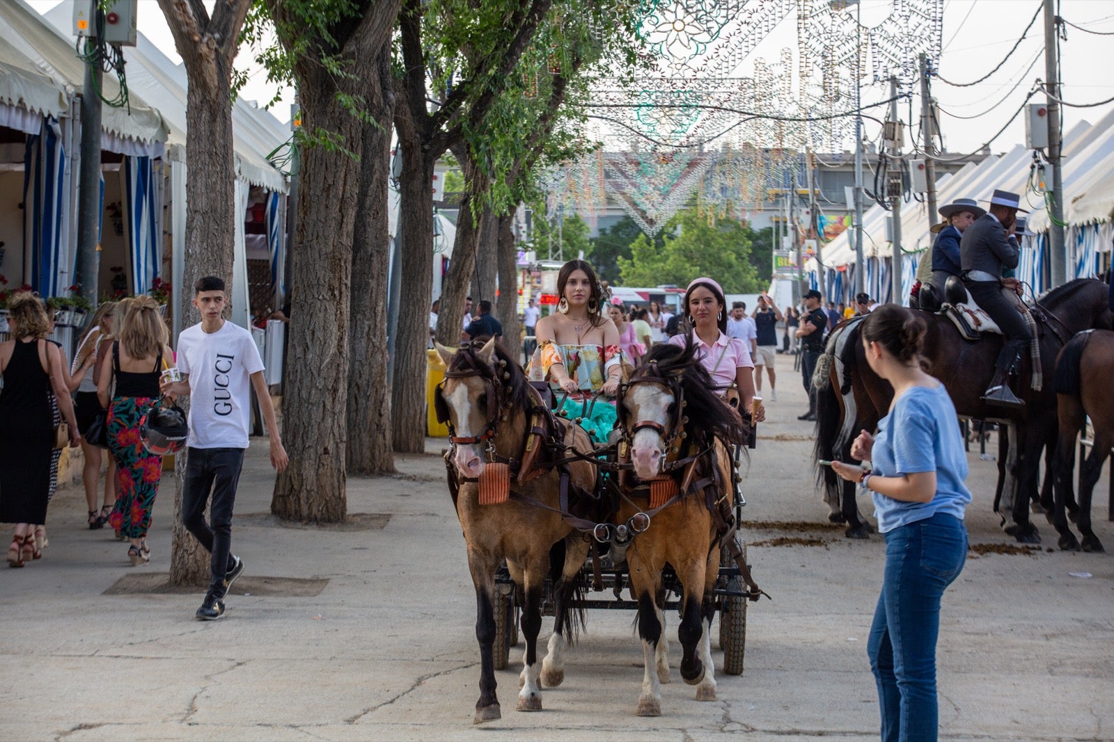 Brindis a caballo por la Fería de Graná.