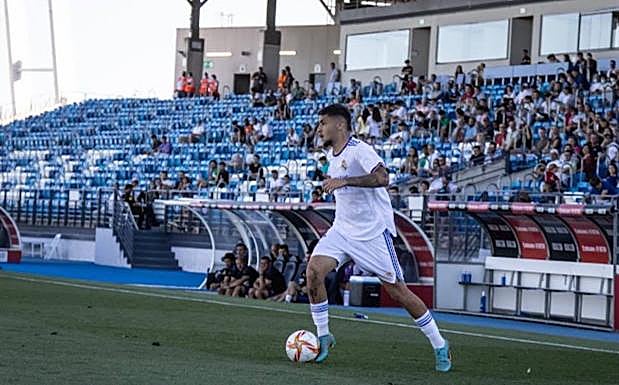 Óscar Aranda sigue jugando en el filial del Real Madrid. 