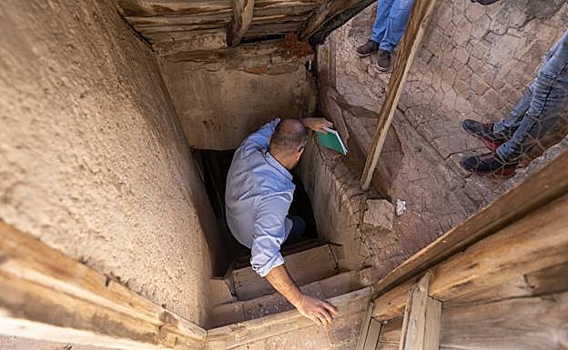 Acceso al campanario. 