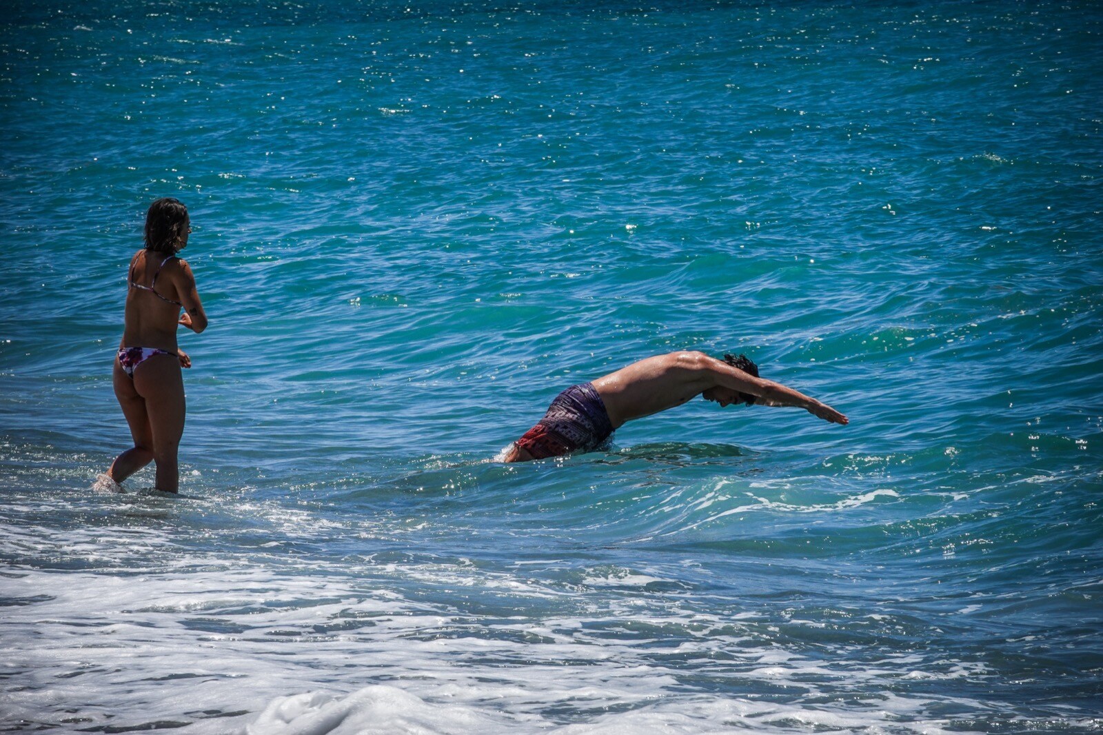 El primer fin de semana del verano no colma los arenales de la provincia por la moderación de las temperaturas