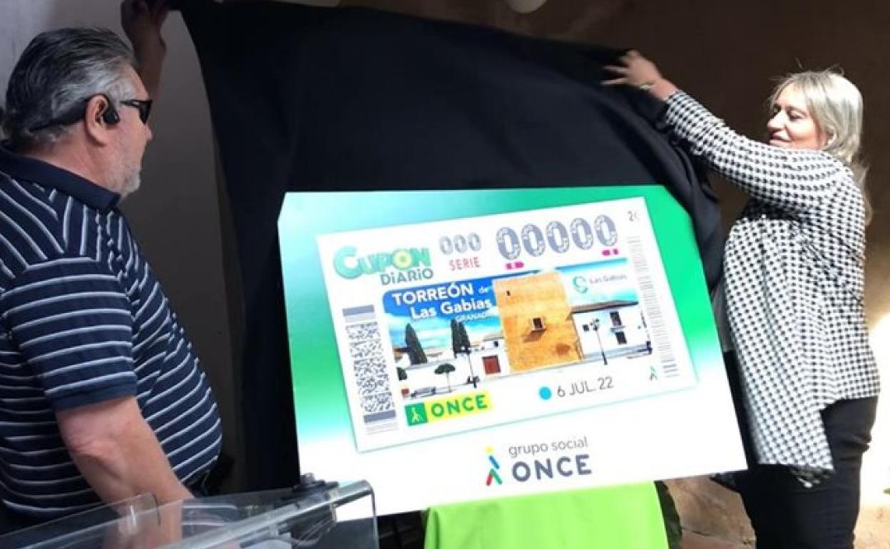 Presentación del cupón dedicado al Torreón de Las Gabias (Granada). 