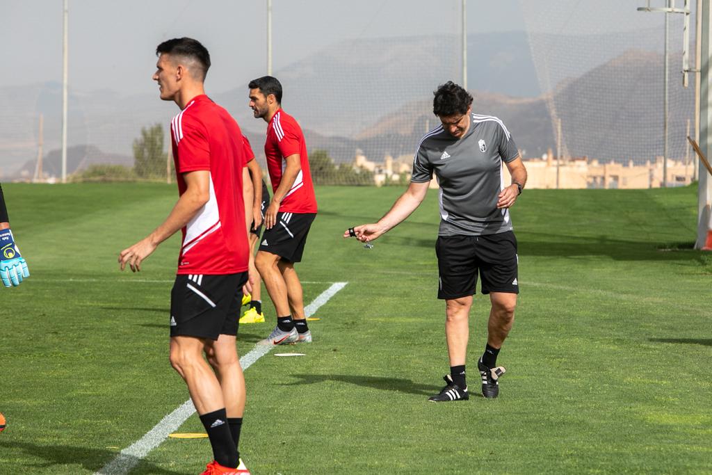 Fotos: La vuelta al tajo del Granada, en imágenes